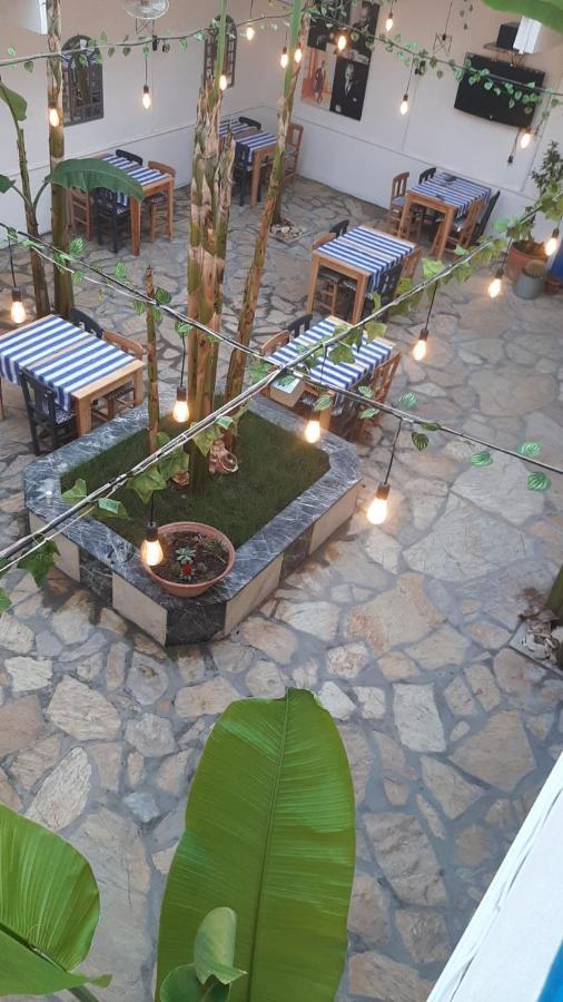 1989 hotel sebat Cesme Bagian luar foto