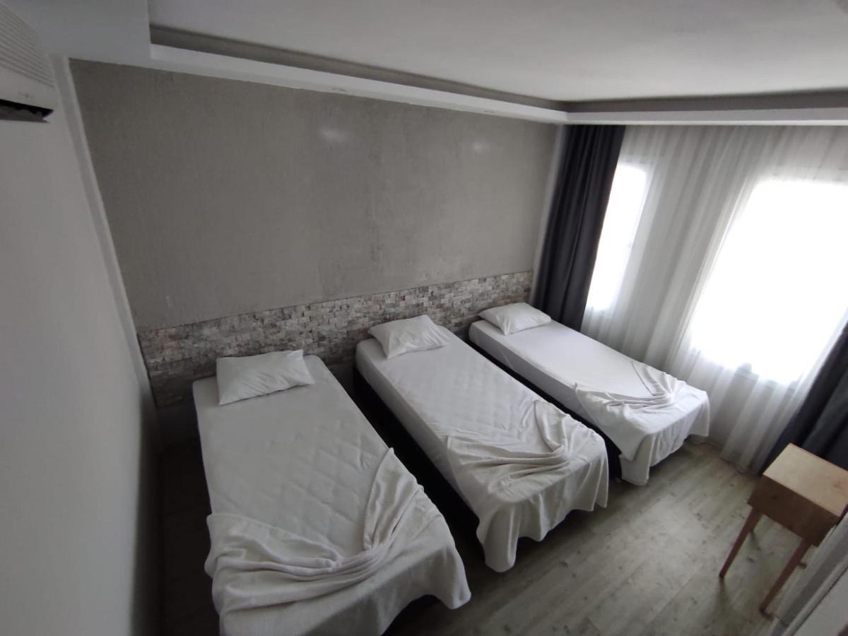 1989 hotel sebat Cesme Bagian luar foto