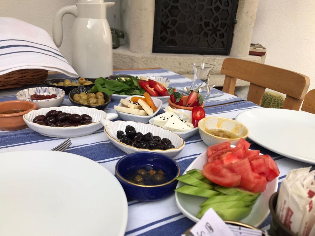 1989 hotel sebat Cesme Bagian luar foto