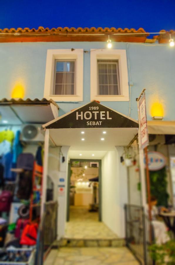 1989 hotel sebat Cesme Bagian luar foto